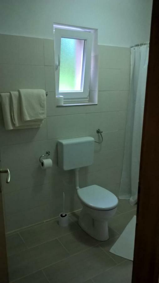 Apartman Adam Rakovica Eksteriør billede